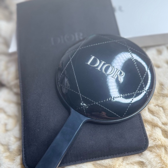 Dior Glossy Black Handheld Mirror Novelty Mirror - Picture 6 of 8